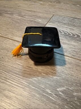 NIB Black Ceramic Graduation Cap Trinket Box with Yellow Tassel